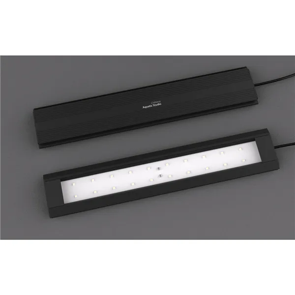 Chihiros Universal LED WRGB 550 včetně stmívače 28W 50-60 cm