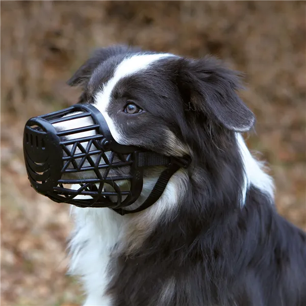 Trixie Náhubek plastový černý XS 15 cm